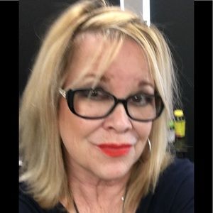 Meet your Posher, Linda